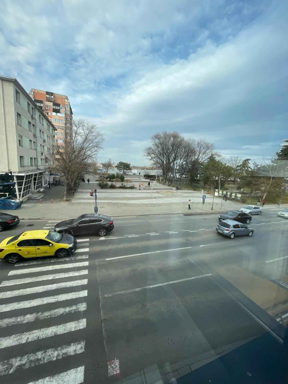 Апартаменти Apartament Central Тульча Екстер'єр фото